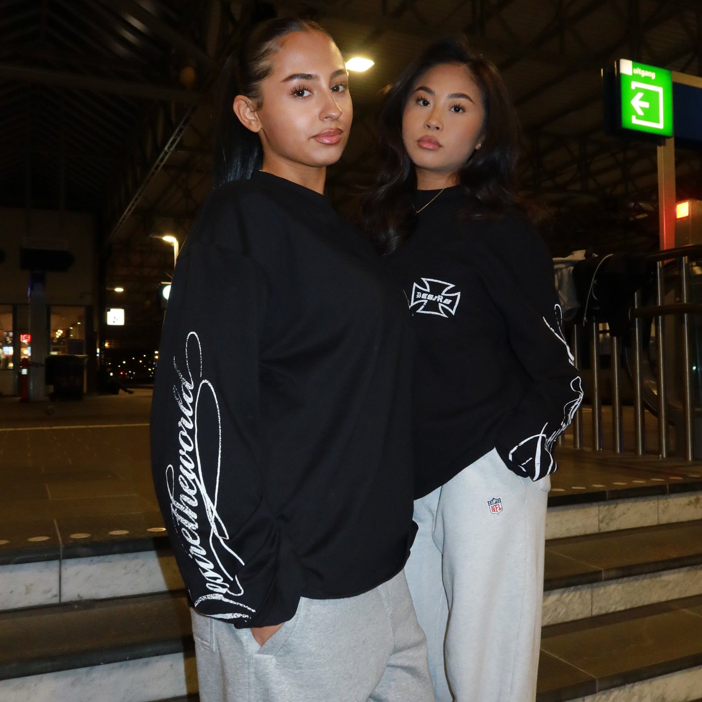 DTW SCRIPT LONGSLEEVE